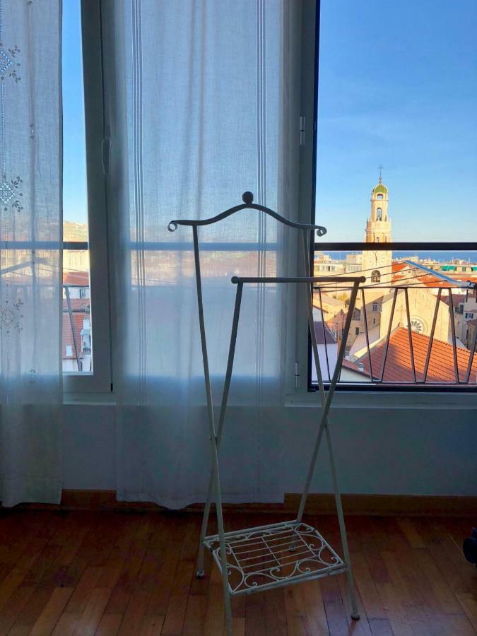 Appartamento Bellavista Con Parking Privato, A Un Passo Dal Teatro Ariston Sanremo Exterior photo