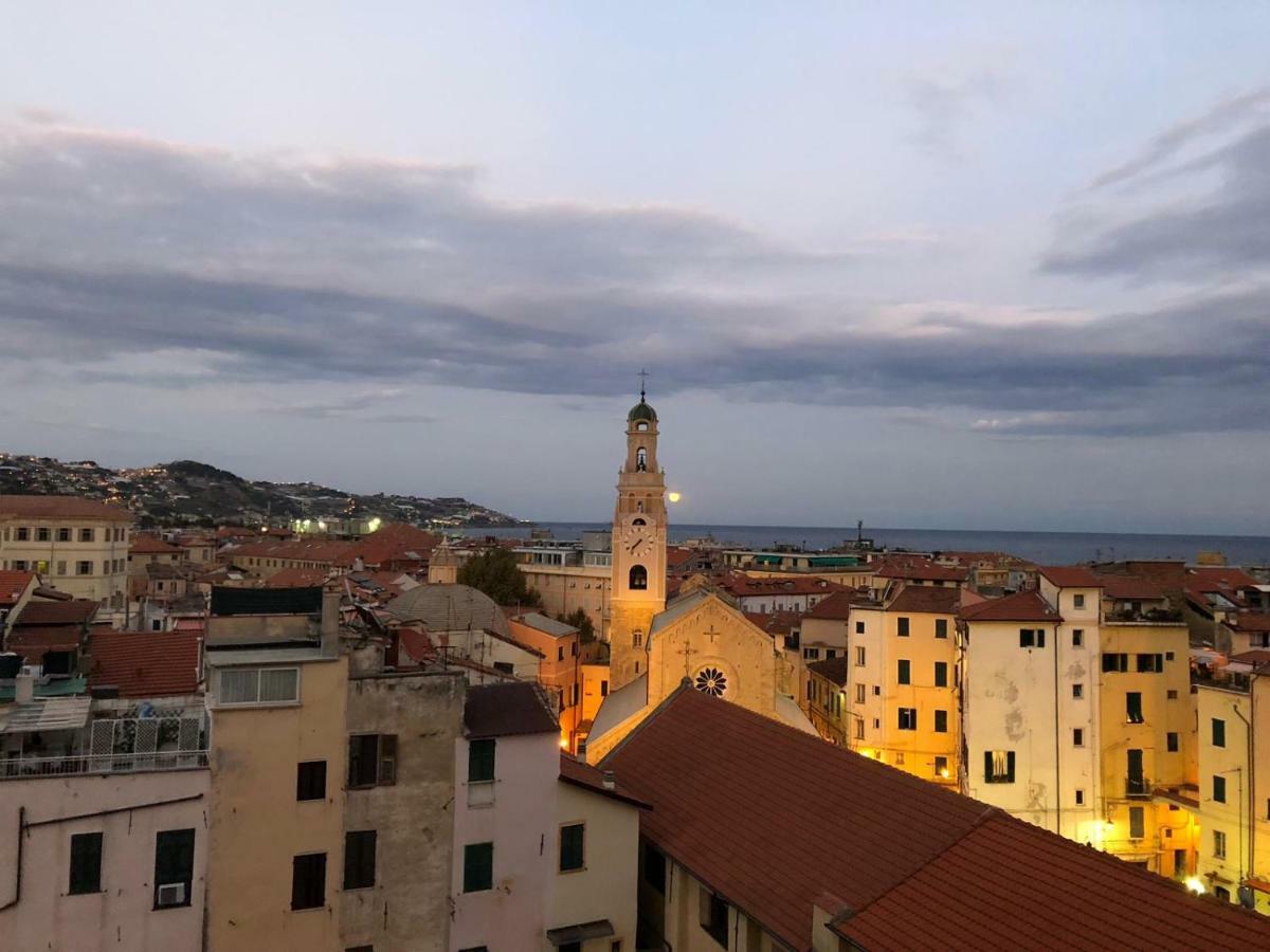Appartamento Bellavista Con Parking Privato, A Un Passo Dal Teatro Ariston Sanremo Exterior photo